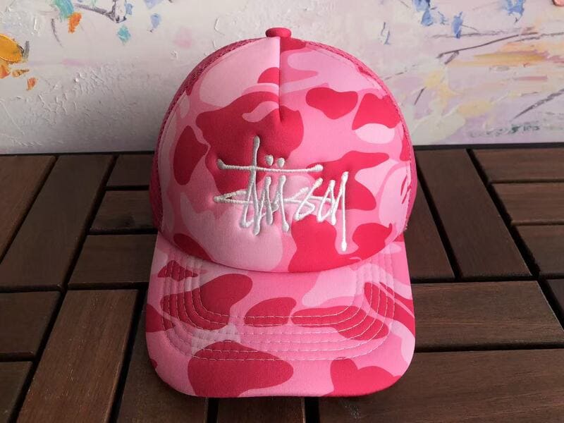 Boné BAPE x Stussy Trucker Pink