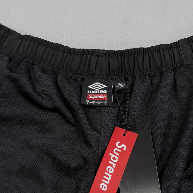 Conjunto Supreme x Umbro Cotton Ripstop Track Black