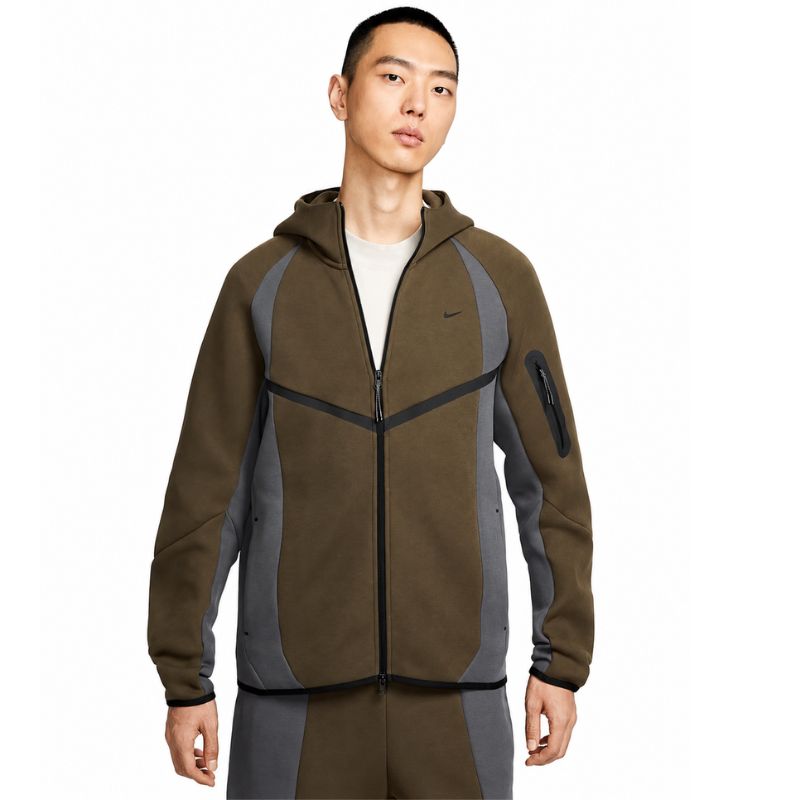 Jaqueta Nike Tech Fleece Pro Wear Marrom