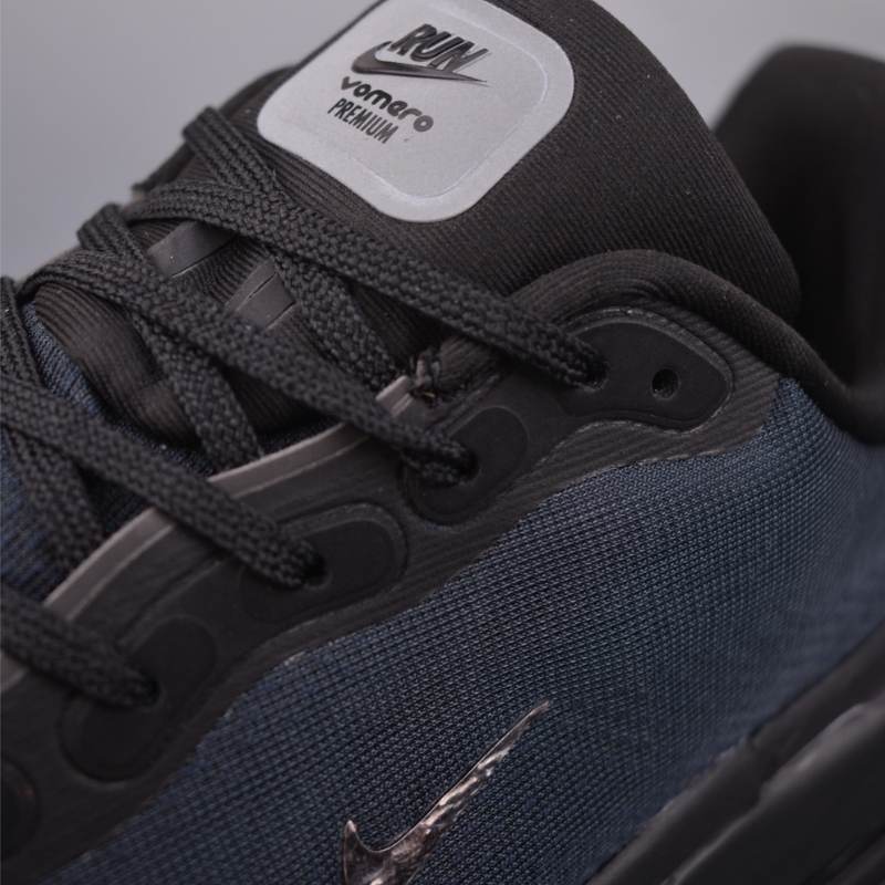 Nike Vomero Premium SP  Black