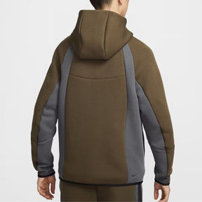 Jaqueta Nike Tech Fleece Pro Wear Marrom