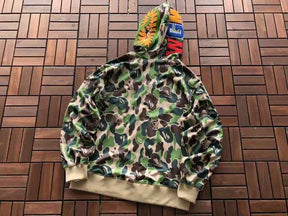 Jaqueta BAPE x Adidas Shark Track Hoodie Crew Green