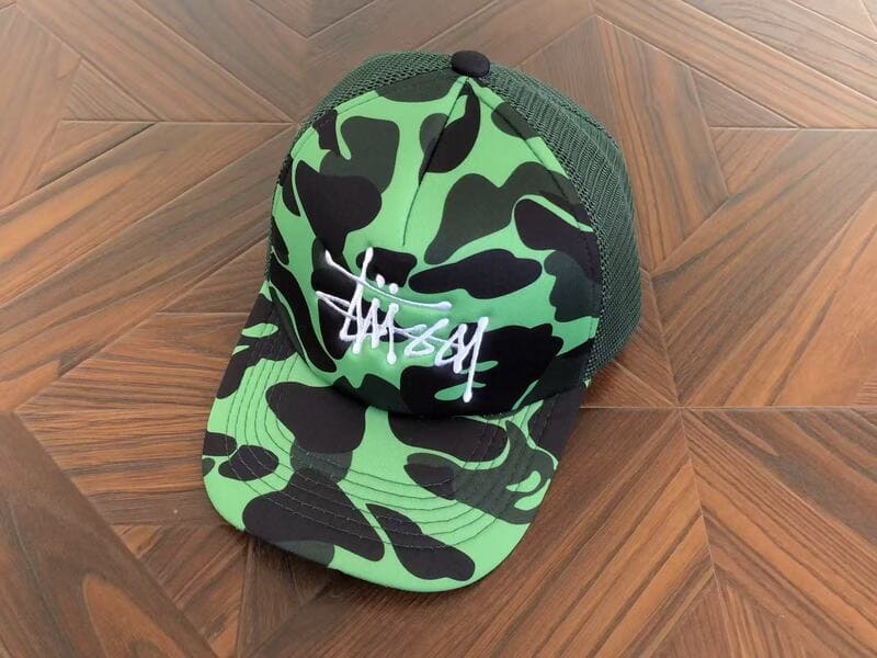 Boné BAPE x Stussy Trucker Green