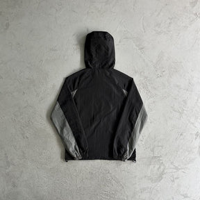 Conjunto Trapstar Irongate Football Tracksuit Preto/Cinza