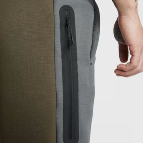 Conjunto Nike Tech Fleece Pro Wear Marrom