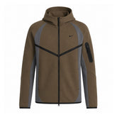 Jaqueta Nike Tech Fleece Pro Wear Marrom