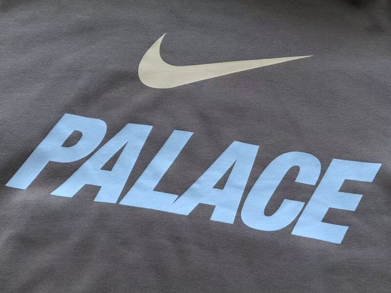 Moletom Palace x Nike Font Swoosh Charcoal